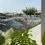Hotel Alex