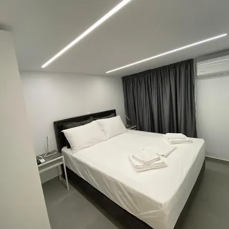 Alex Hotel