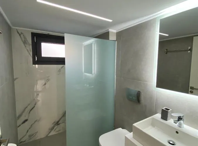 Alex Hotel 2*