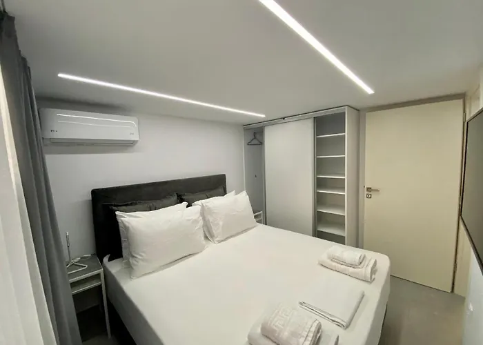 Alex Hotel 2*
