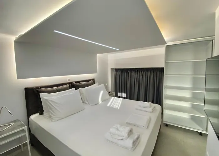 Alex Hotel 2*